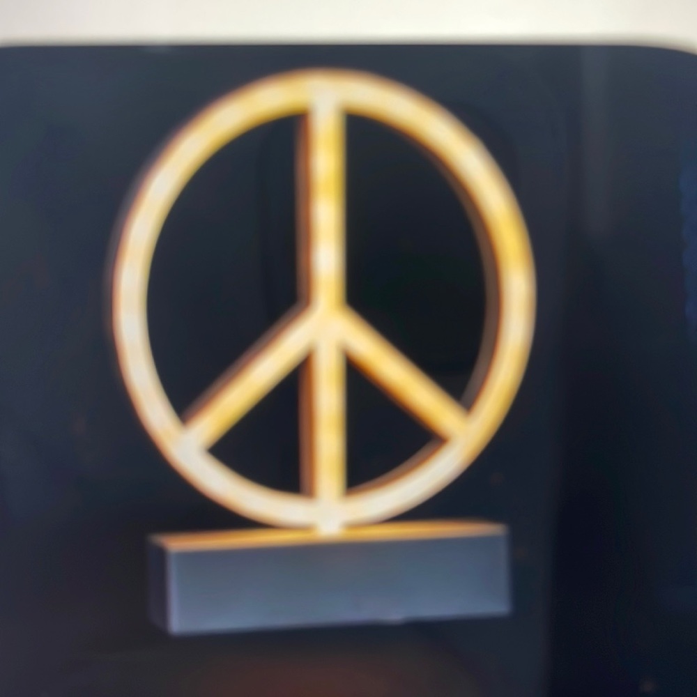 Led peace ☮️ sign light